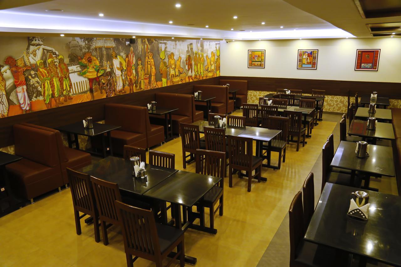 Hotel Sivaranjani Ироду Экстерьер фото